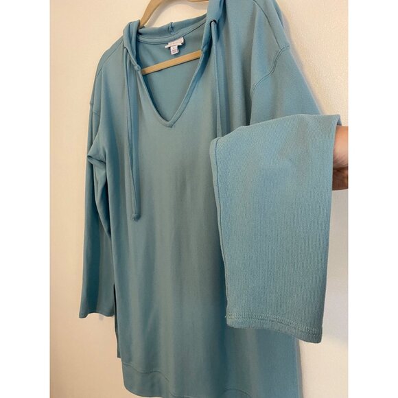 LulaRoe Light Blue Women’s Long Sleeve Hooded V-Neck Tunic Knit Top Size L - Picture 3 of 4